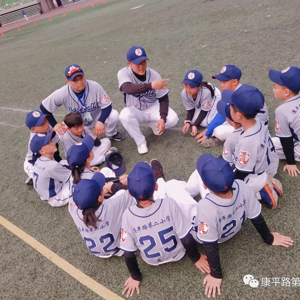 战术严谨千锤百炼，球队稳操胜券立于不败之地的简单介绍