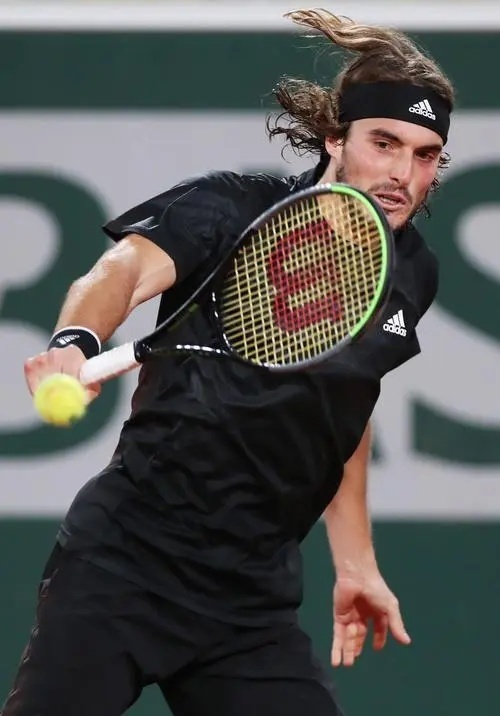 年终总决赛完胜温网,西西帕斯点燃赛场的简单介绍 年终总决赛完胜温网,西西帕斯点燃赛场的简单介绍