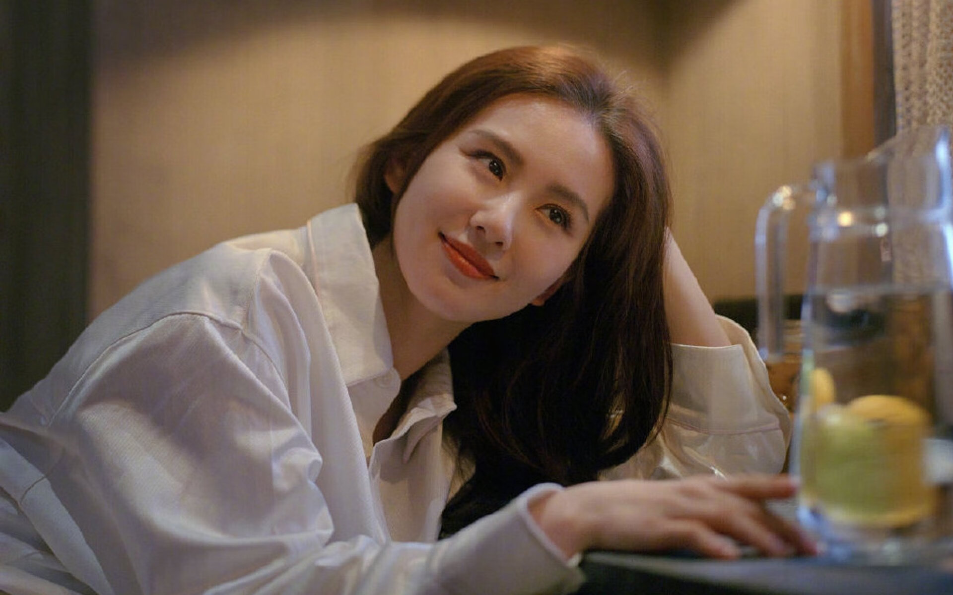 绿茵场与贸易战场，当芬兰收割日本，德布劳内接管美加墨