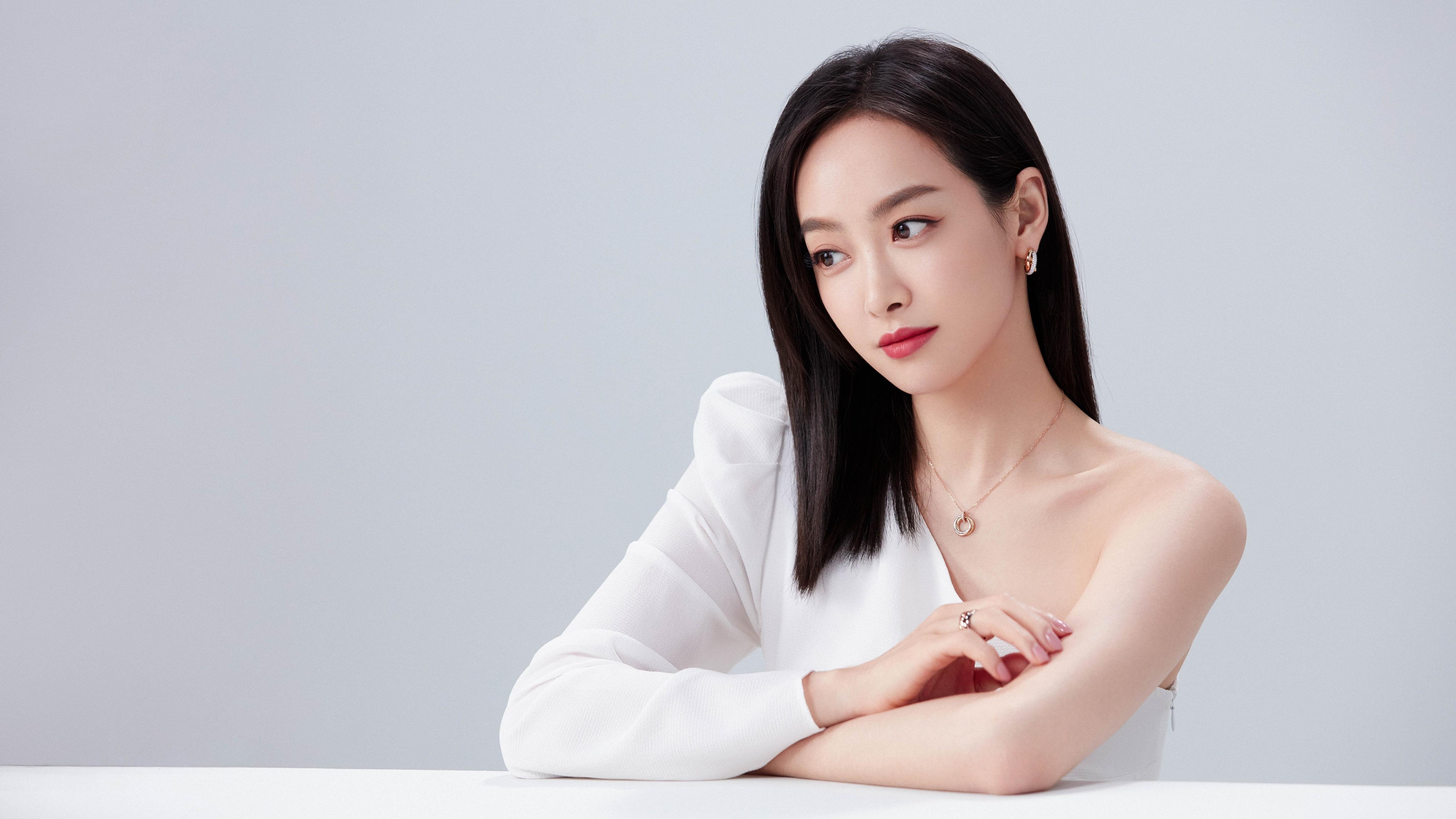 葡萄牙之风席卷勒沃库森，阿尔瓦雷斯于焦点战中铸就自我证明