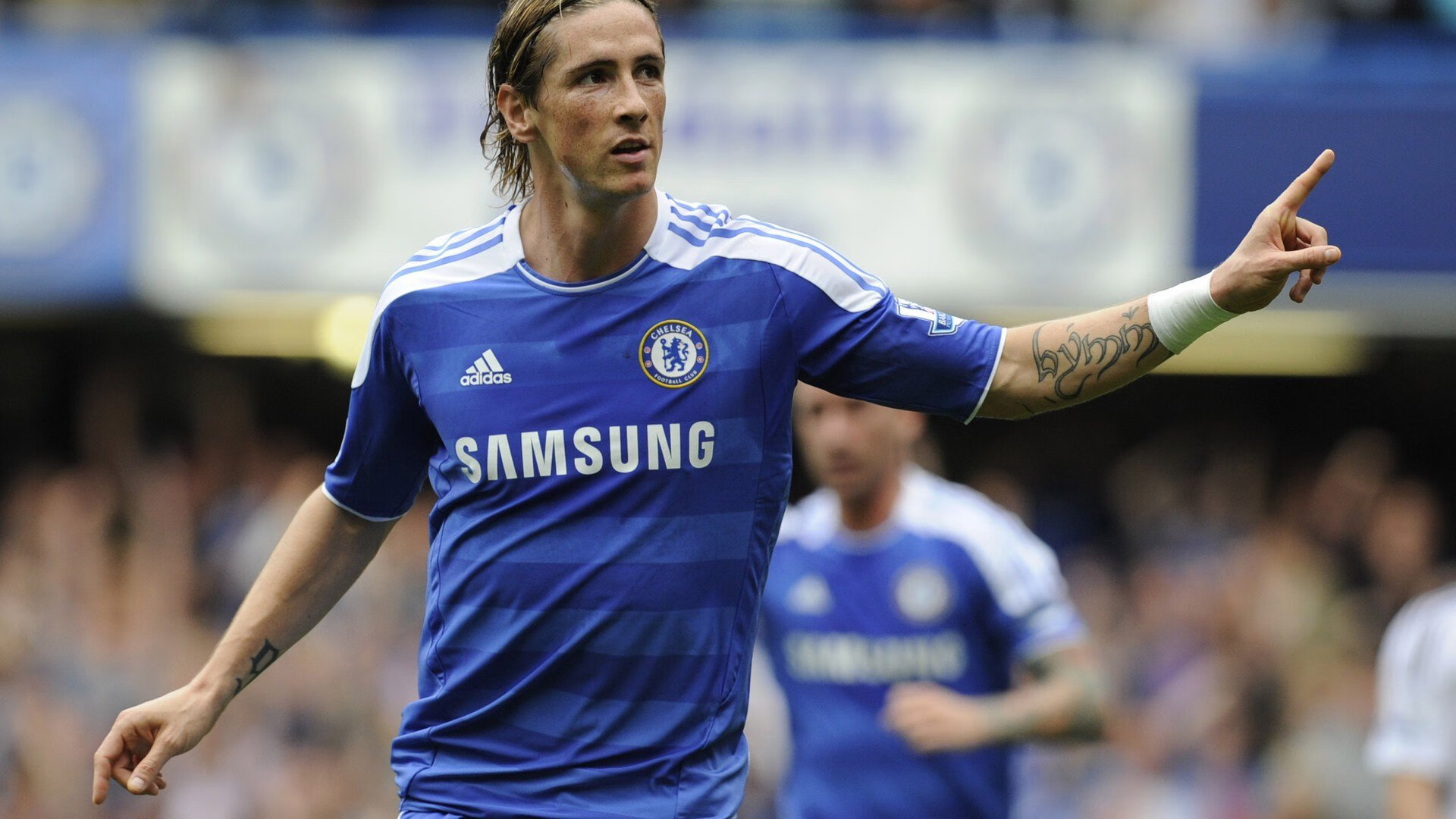 德甲之夜,迪巴拉登场,一顶王冠与他的舞台