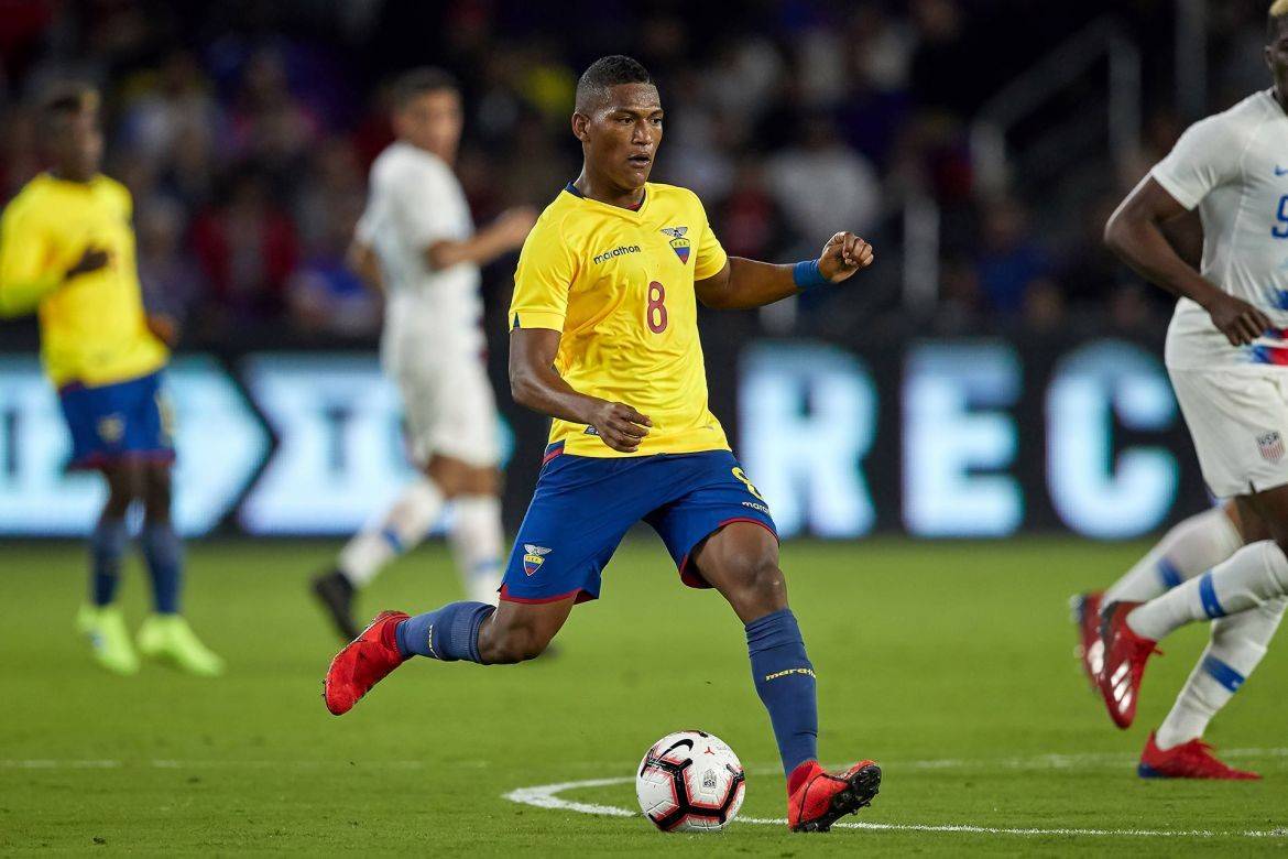 厄瓜多尔压制巴拉圭，阿克全程高能输出