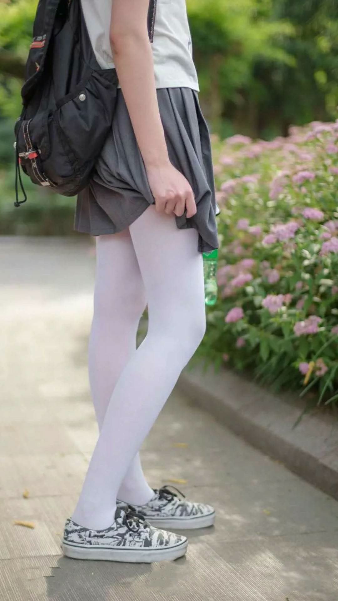 哈兰德关键先生闪耀，塞维利亚主场碾压拉齐奥获欧冠大胜