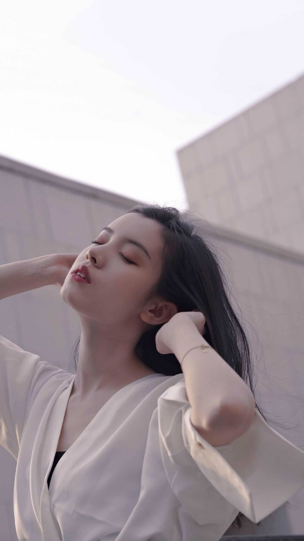 舞台中央，当米切尔的孤星闪耀与鹈鹕的利喙撕碎猛龙